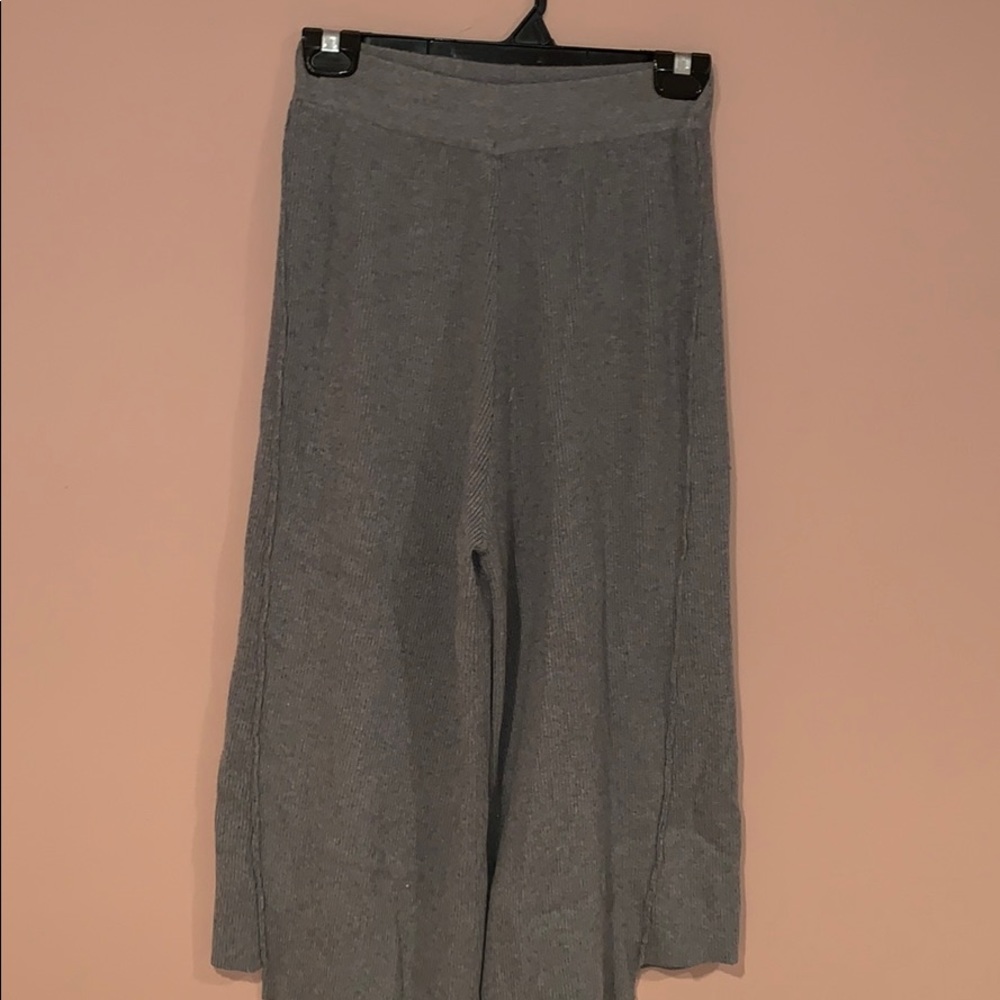 Wide legged Trousers